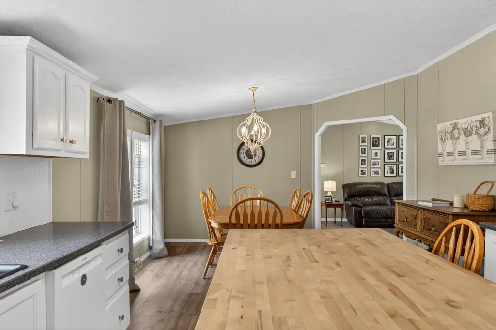 5,10,11 Country Lane Kingfield ME 04947