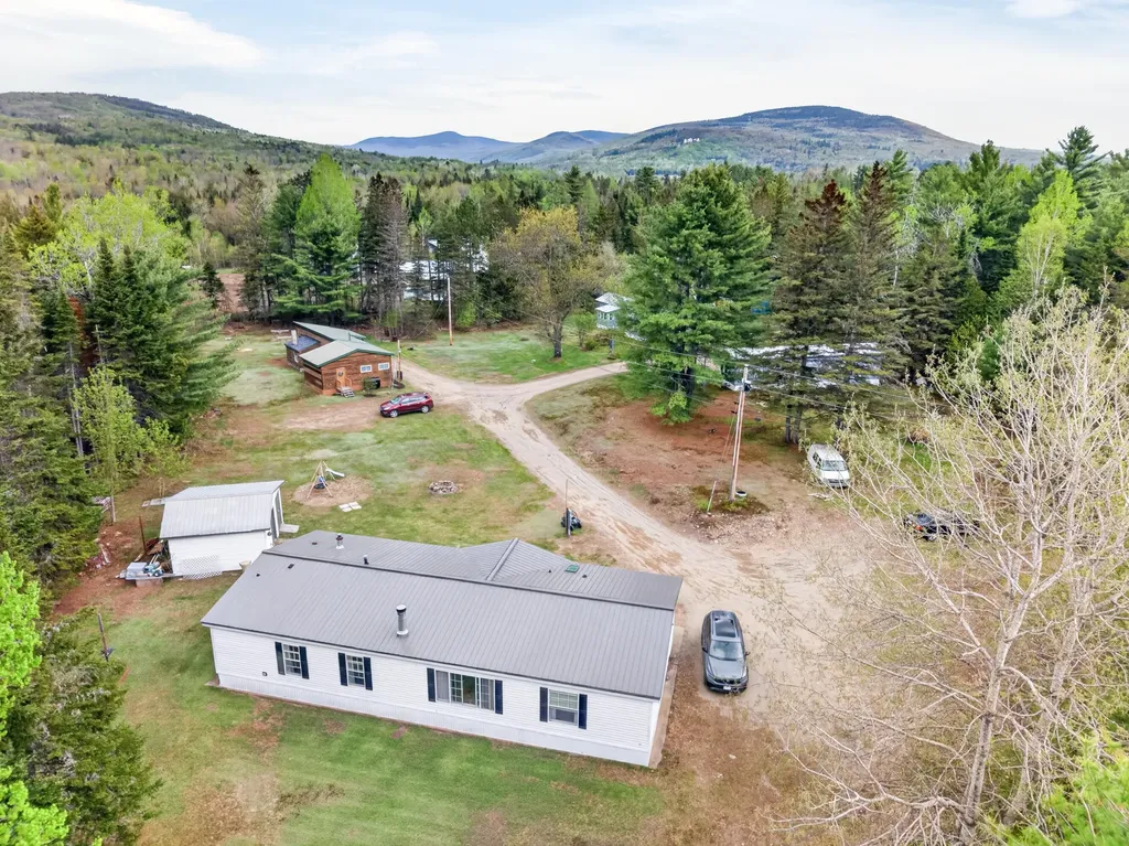 5,10,11 Country Lane Kingfield ME 04947