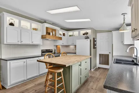 5,10,11 Country Lane Kingfield ME 04947