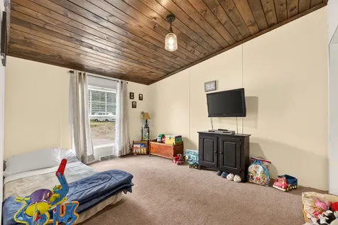 5,10,11 Country Lane Kingfield ME 04947