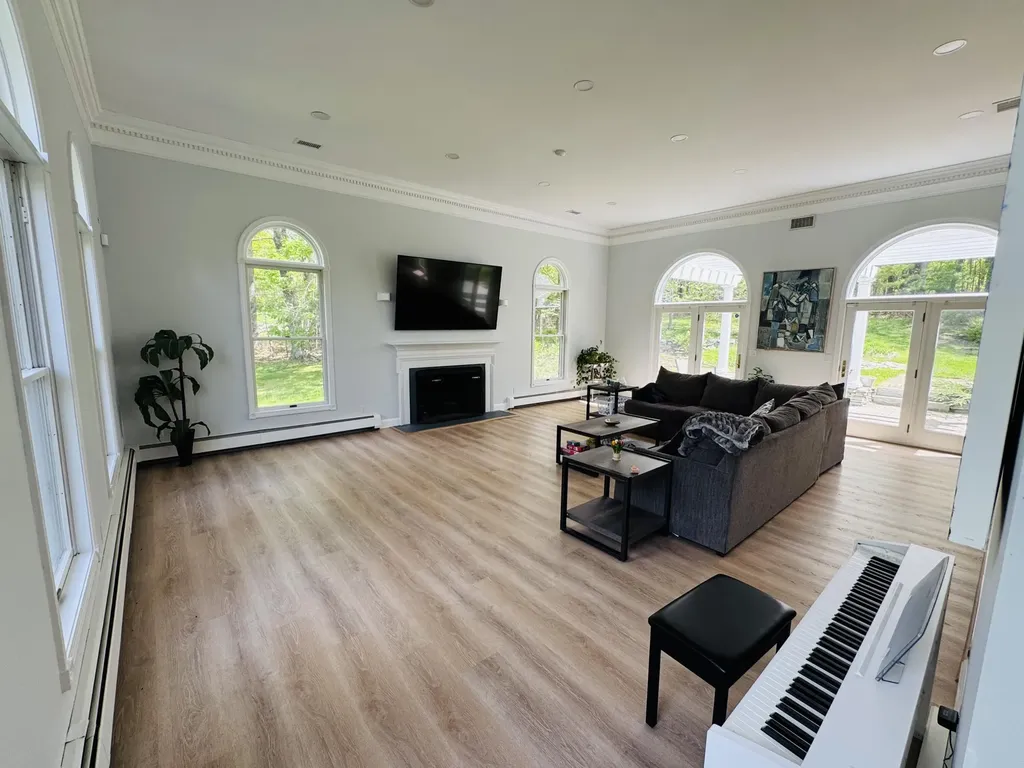 20 Freeman Court Windham ME 04062