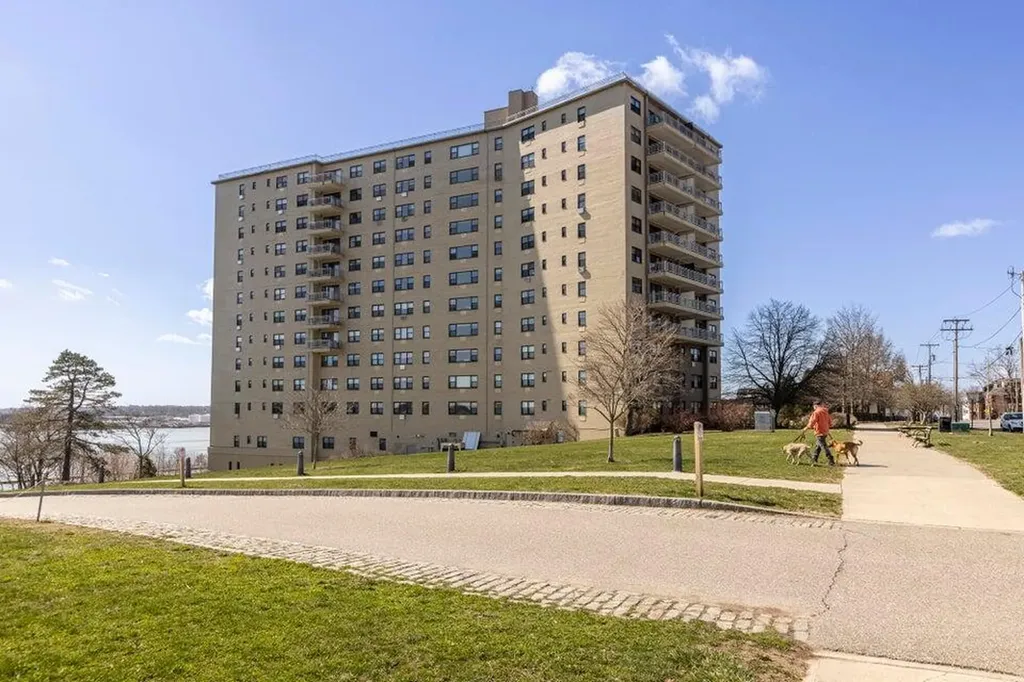 45 Eastern Promenade Portland ME 04101