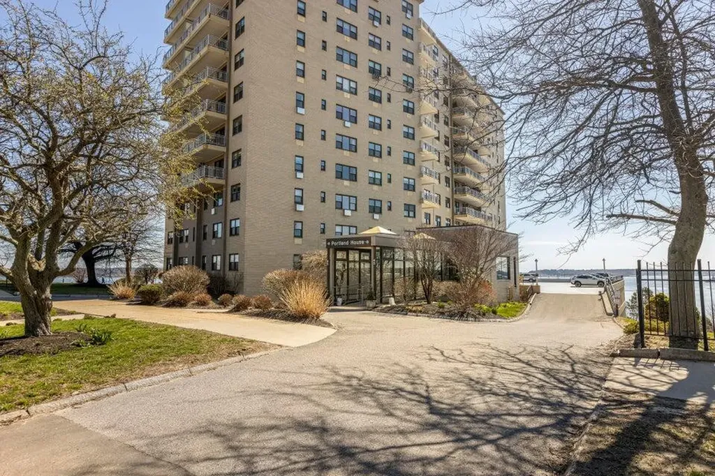 45 Eastern Promenade Portland ME 04101