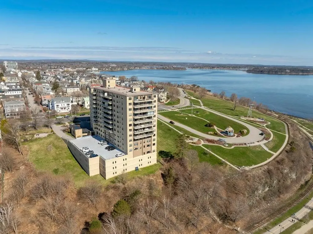 45 Eastern Promenade Portland ME 04101