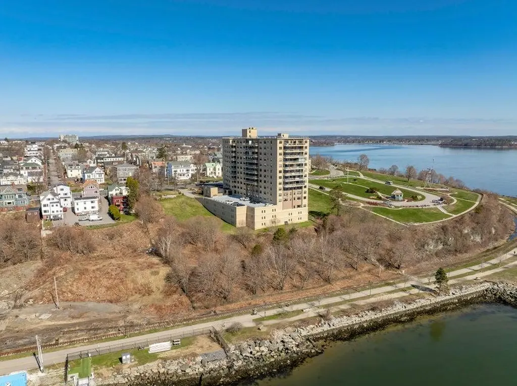 45 Eastern Promenade Portland ME 04101