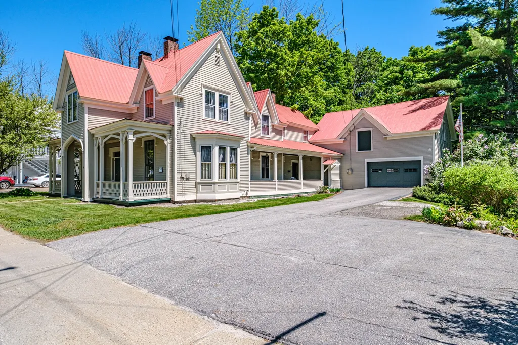 9 N High Street Bridgton ME 04009