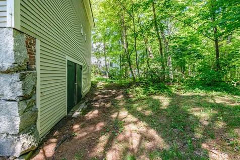 9 N High Street Bridgton ME 04009