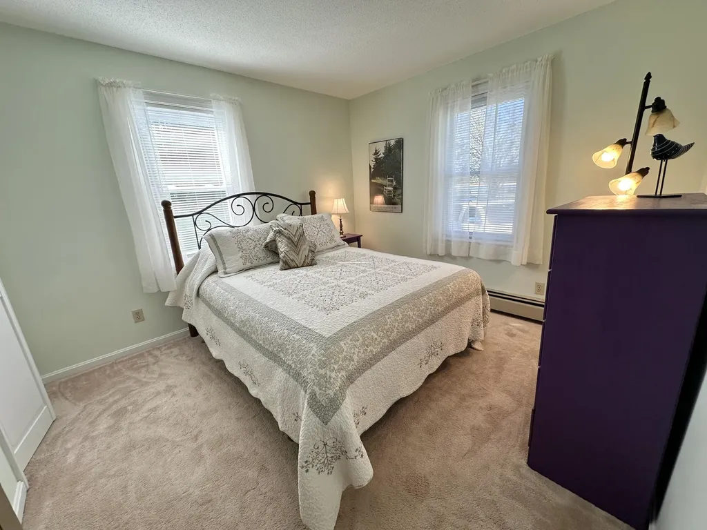 5 Melbourne Drive Scarborough ME 04074