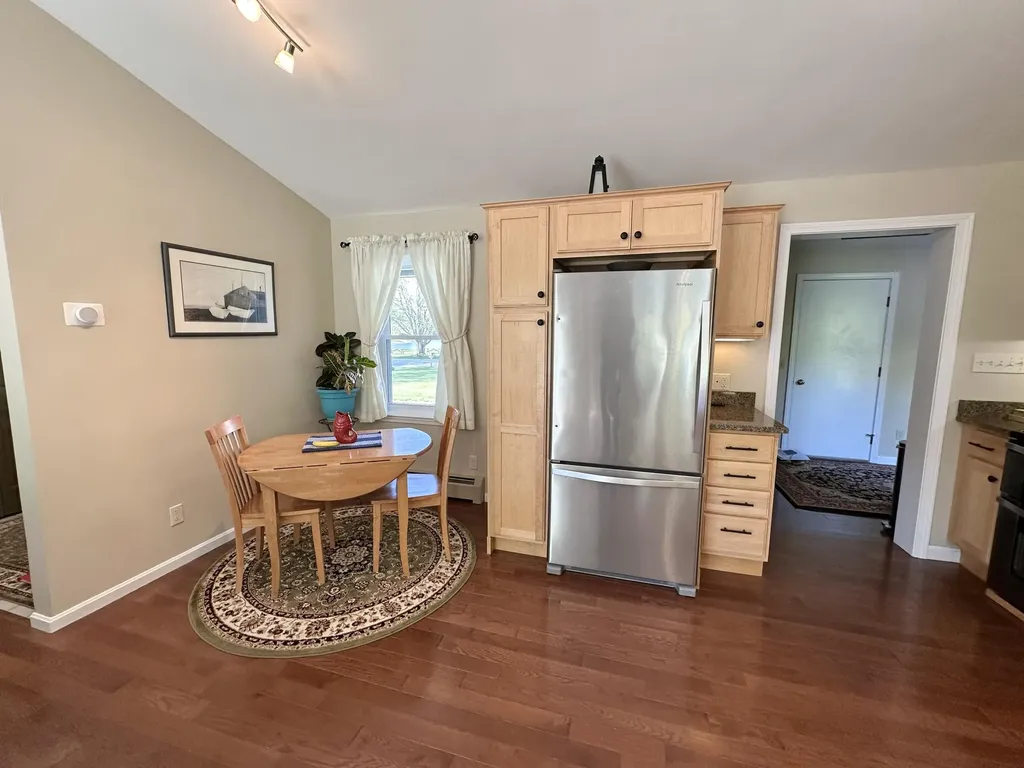 5 Melbourne Drive Scarborough ME 04074