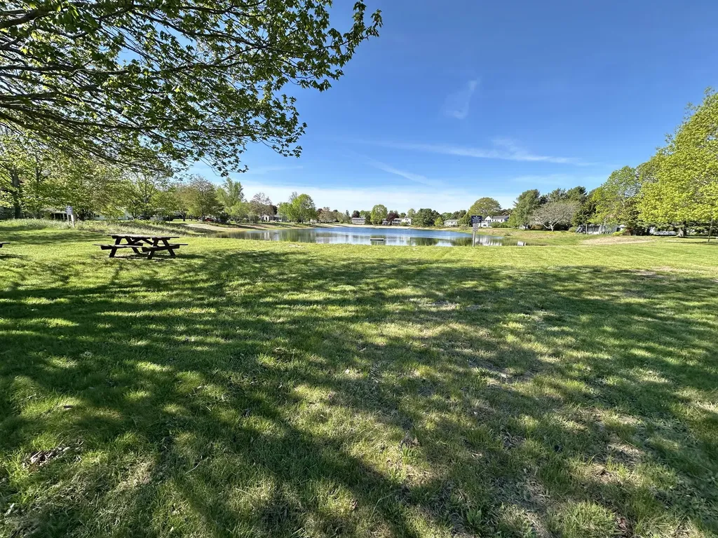 5 Melbourne Drive Scarborough ME 04074