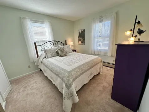 5 Melbourne Drive Scarborough ME 04074