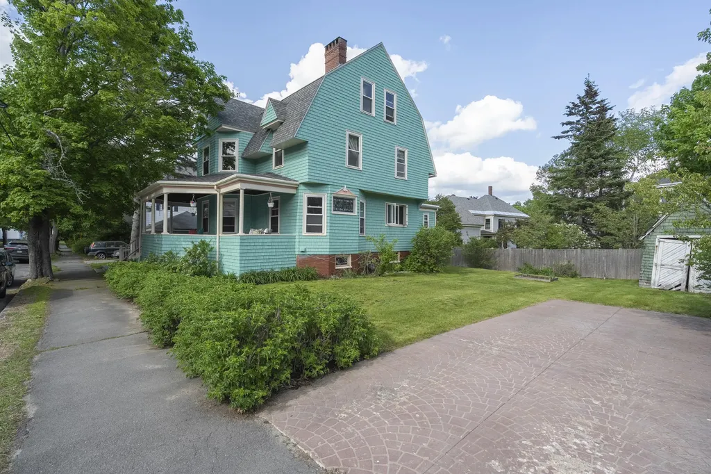 27 Norwood Street Portland ME 04103
