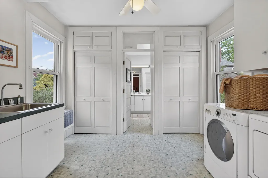 27 Norwood Street Portland ME 04103
