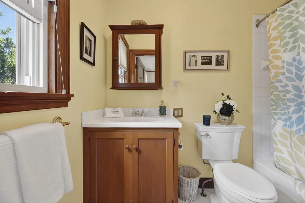 27 Norwood Street Portland ME 04103