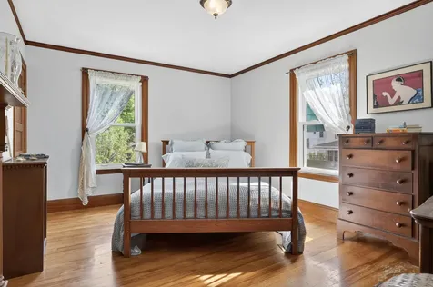 27 Norwood Street Portland ME 04103