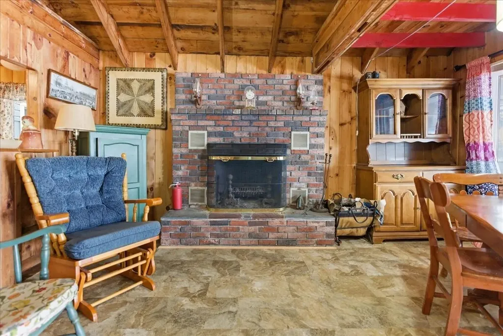 148 Robinson Drive Monmouth ME 04259