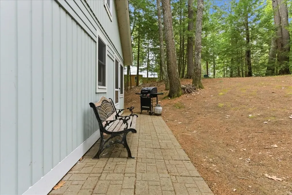 148 Robinson Drive Monmouth ME 04259
