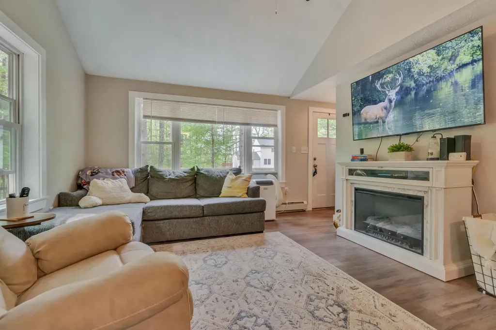 88 Ridgeway Circle Waterboro ME 04061