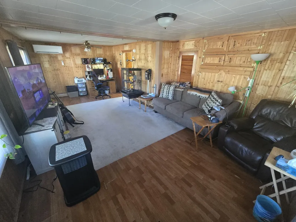 471 W Broadway Lincoln ME 04457