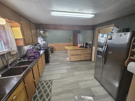 471 W Broadway Lincoln ME 04457