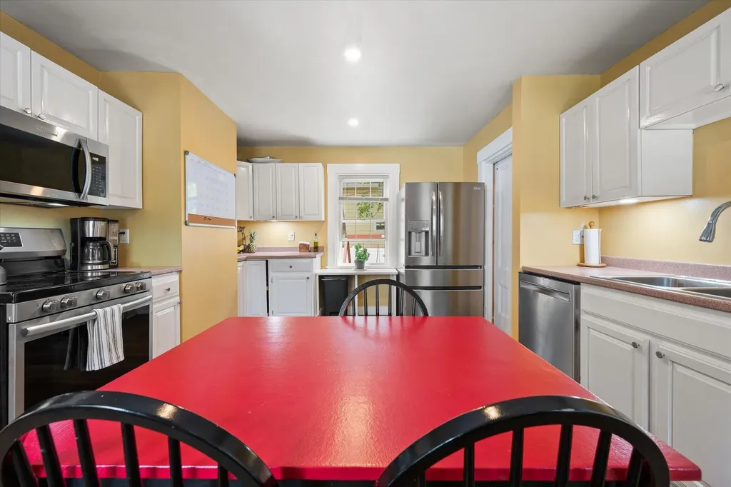 33 Jefferson Street Bangor ME 04401