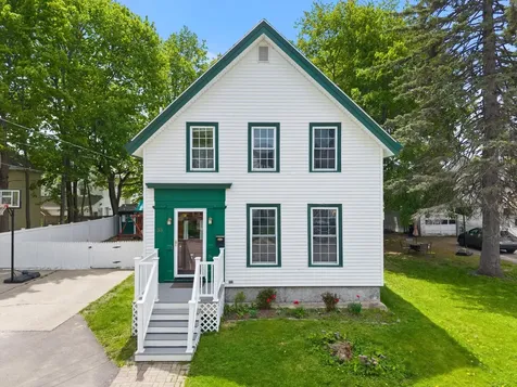 33 Jefferson Street Bangor ME 04401