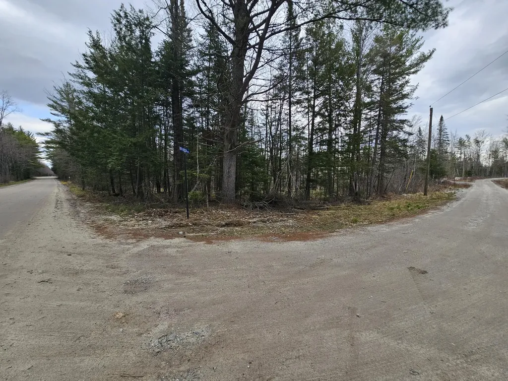 M#11 L44b Yeaton Swamp Road Oxford ME 04270