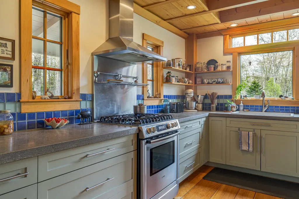73 Gerards Trail Blue Hill ME 04614