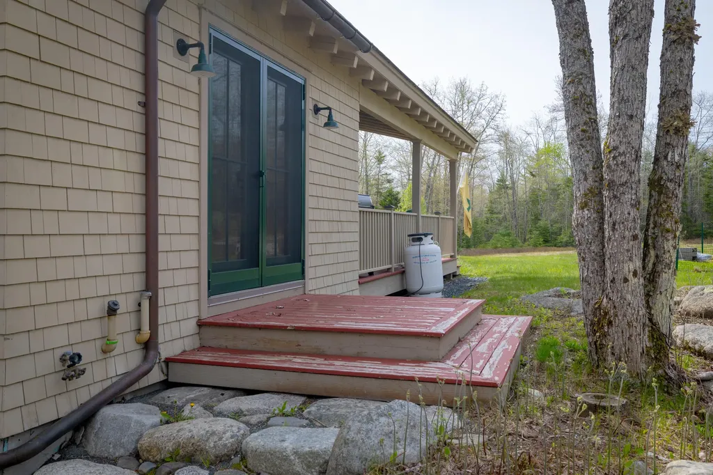 73 Gerards Trail Blue Hill ME 04614