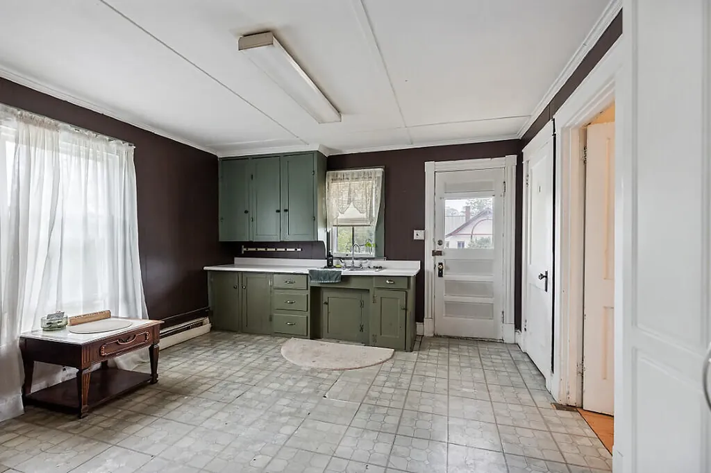 4 Pare Street Waterville ME 04901