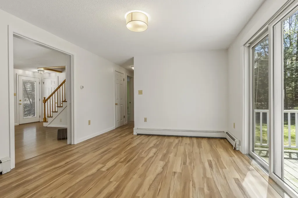 244 Academy Hill Road Newcastle ME 04553