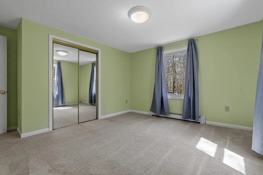 244 Academy Hill Road Newcastle ME 04553