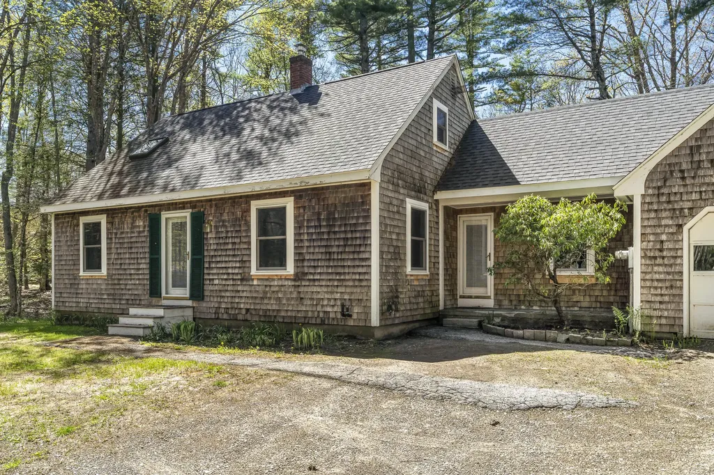 244 Academy Hill Road Newcastle ME 04553