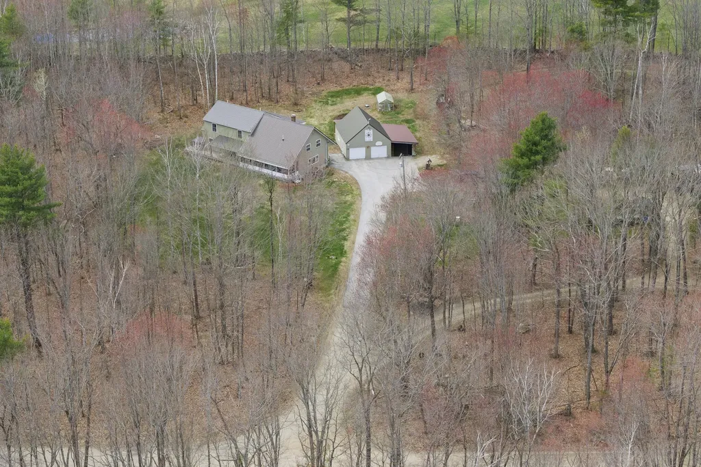 32 Abc Lane Lyman ME 04002