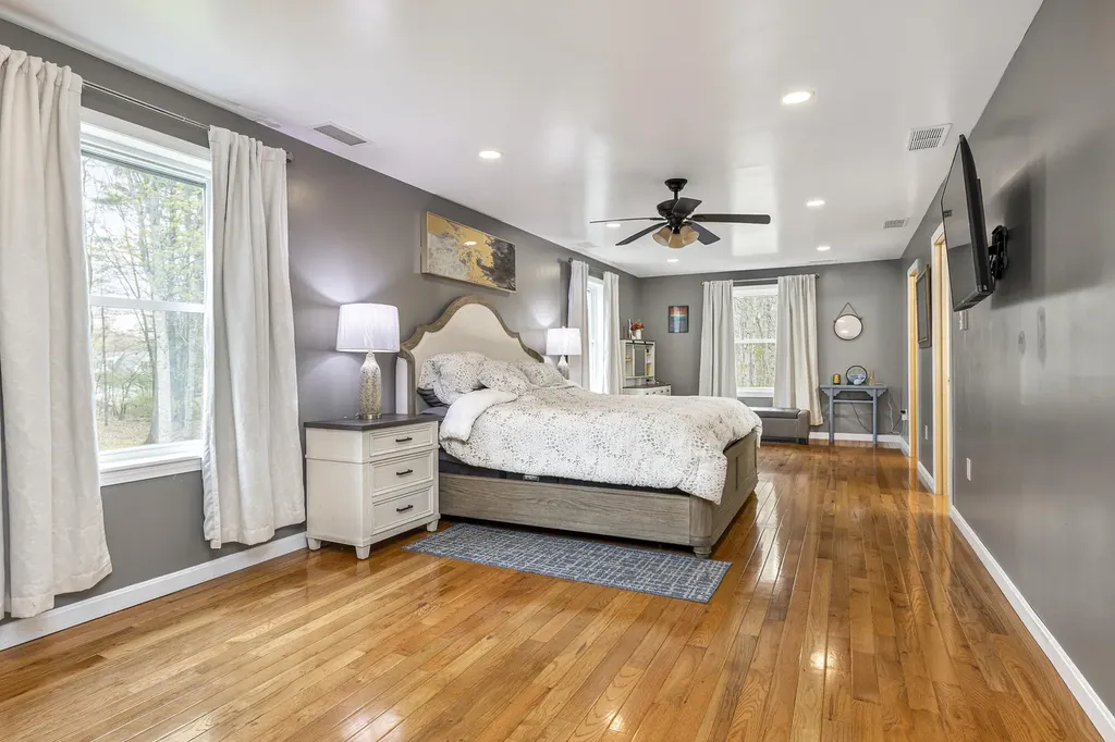 32 Abc Lane Lyman ME 04002