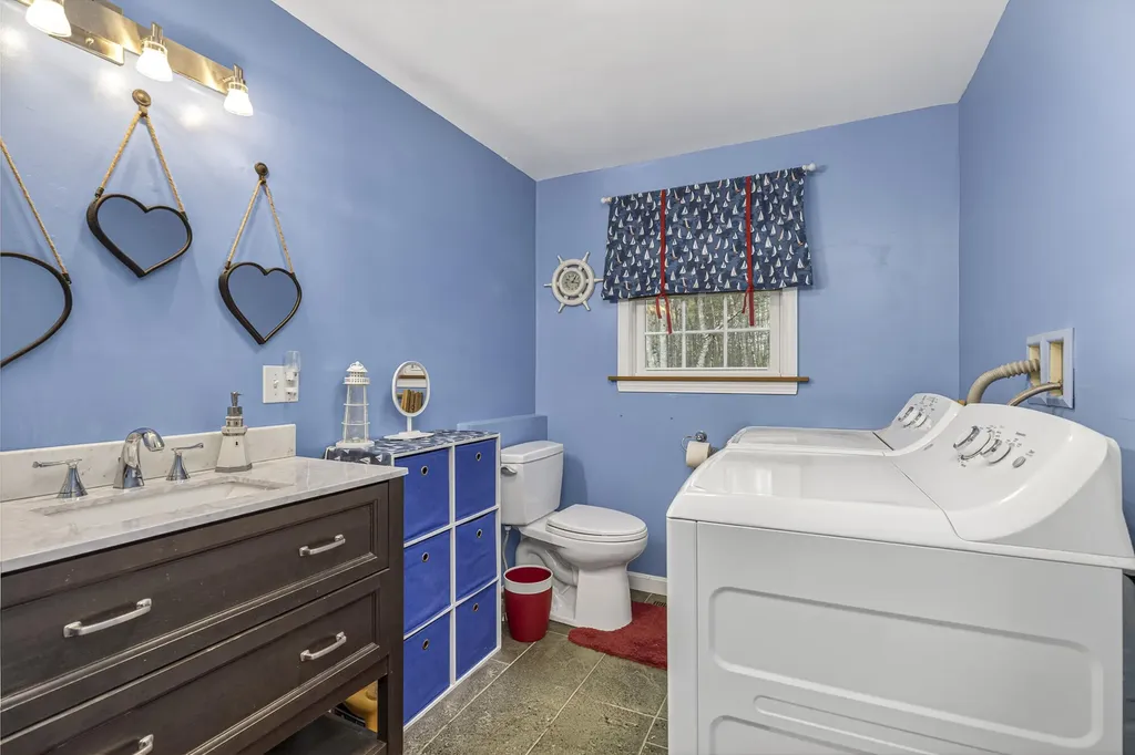 32 Abc Lane Lyman ME 04002