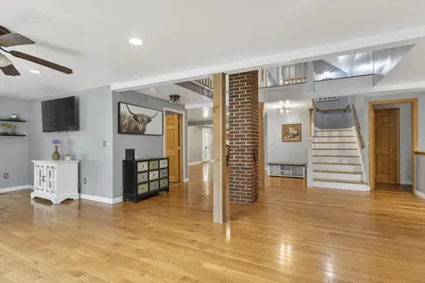 32 Abc Lane Lyman ME 04002