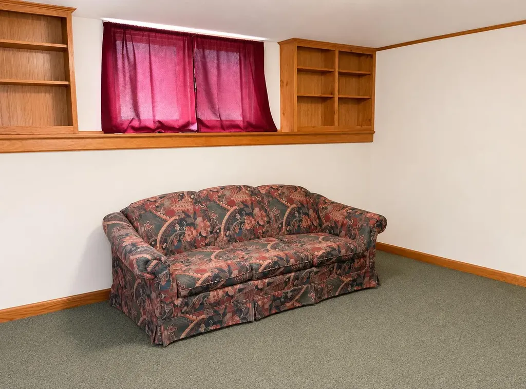 134 Mcdonald Road Castle Hill ME 04757
