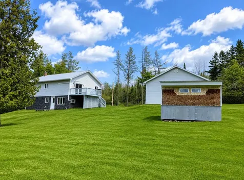 134 Mcdonald Road Castle Hill ME 04757