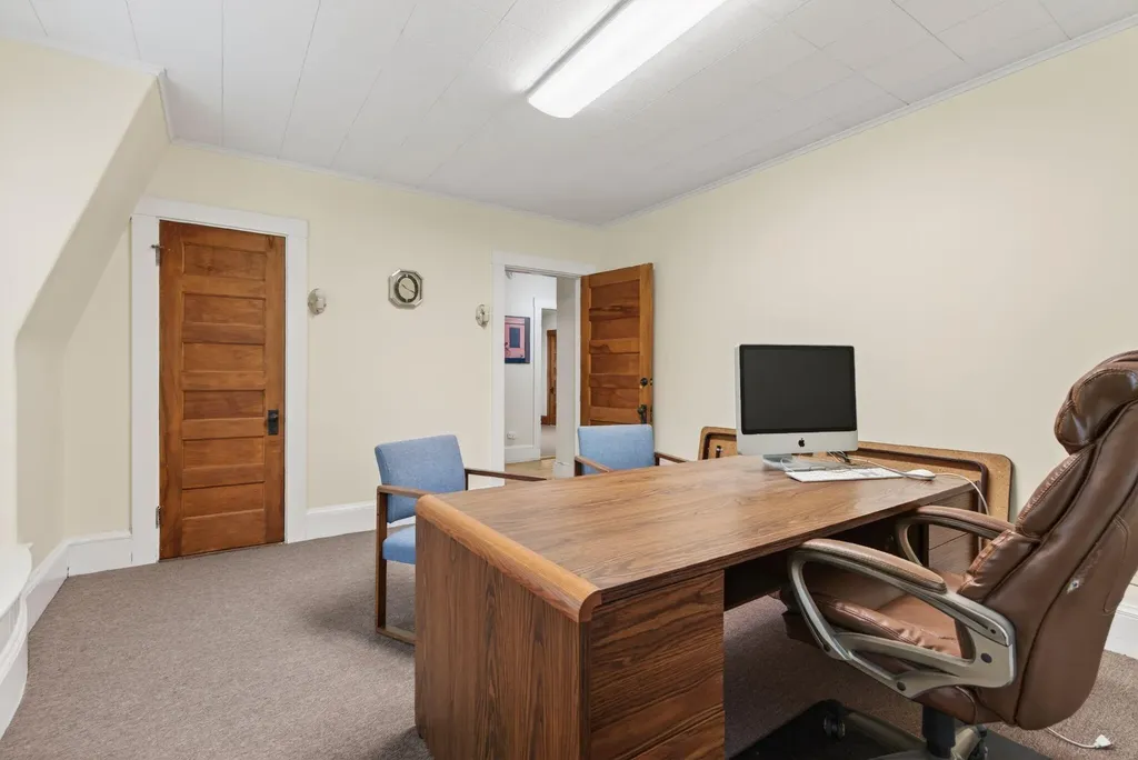 621 Main Street Lewiston ME 04240
