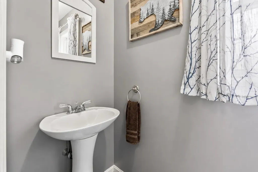 41 Highview Drive Poland ME 04274