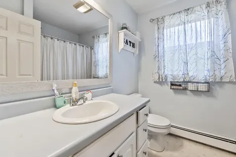 41 Highview Drive Poland ME 04274
