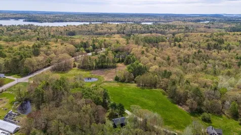 70 Pinkham Road Damariscotta ME 04543