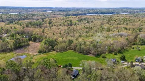 70 Pinkham Road Damariscotta ME 04543