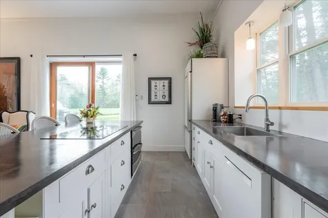 70 Pinkham Road Damariscotta ME 04543