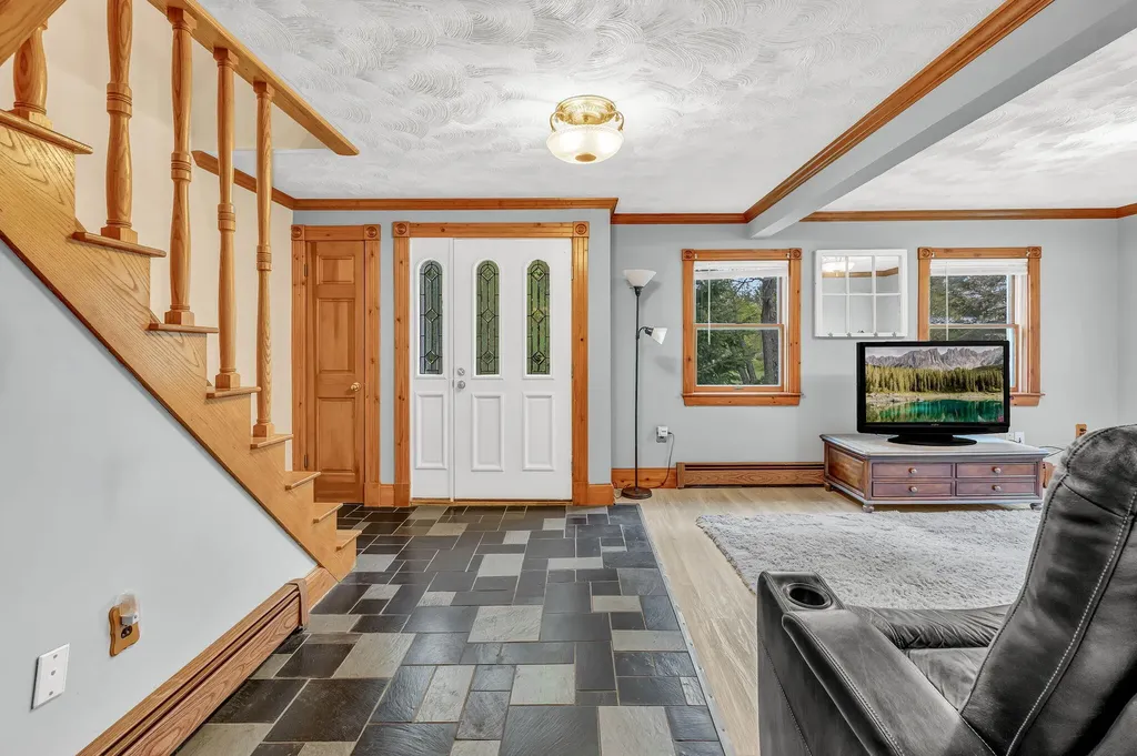 375 River Road Orrington ME 04474