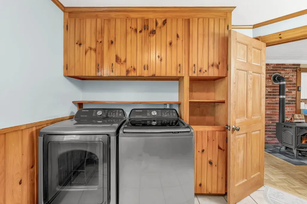 375 River Road Orrington ME 04474