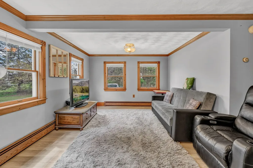 375 River Road Orrington ME 04474