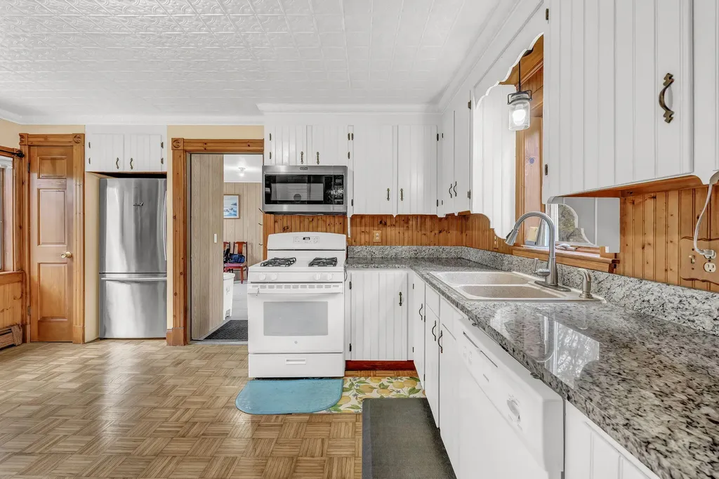 375 River Road Orrington ME 04474