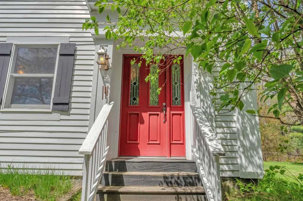 375 River Road Orrington ME 04474